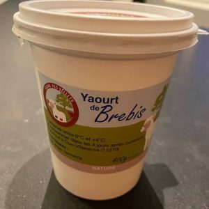 Notre délicieux yaourt nature au bon lait de brebis