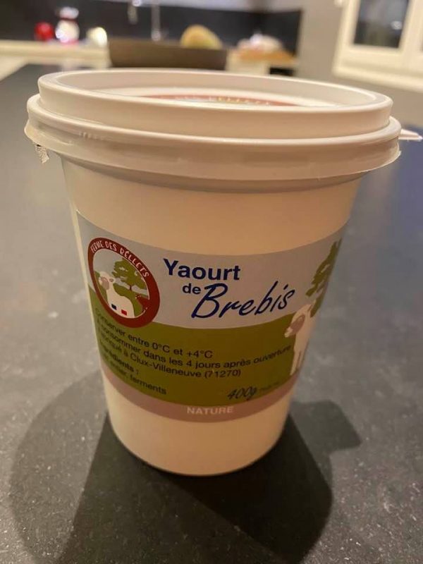 Notre délicieux yaourt nature au bon lait de brebis
